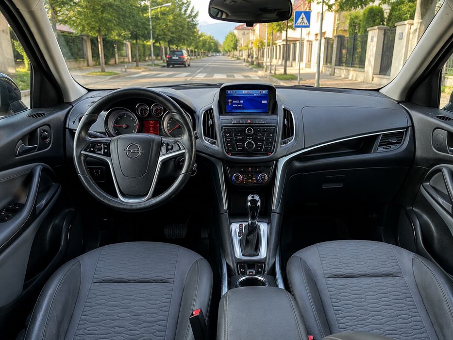 Opel Zafira Tourer 2.0 CDTI 165 CP *Automata 7 Locuri *Panoramic *Rate