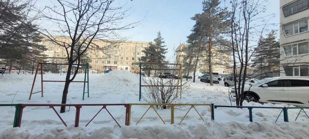 Продается 2х квартира 8 мкр