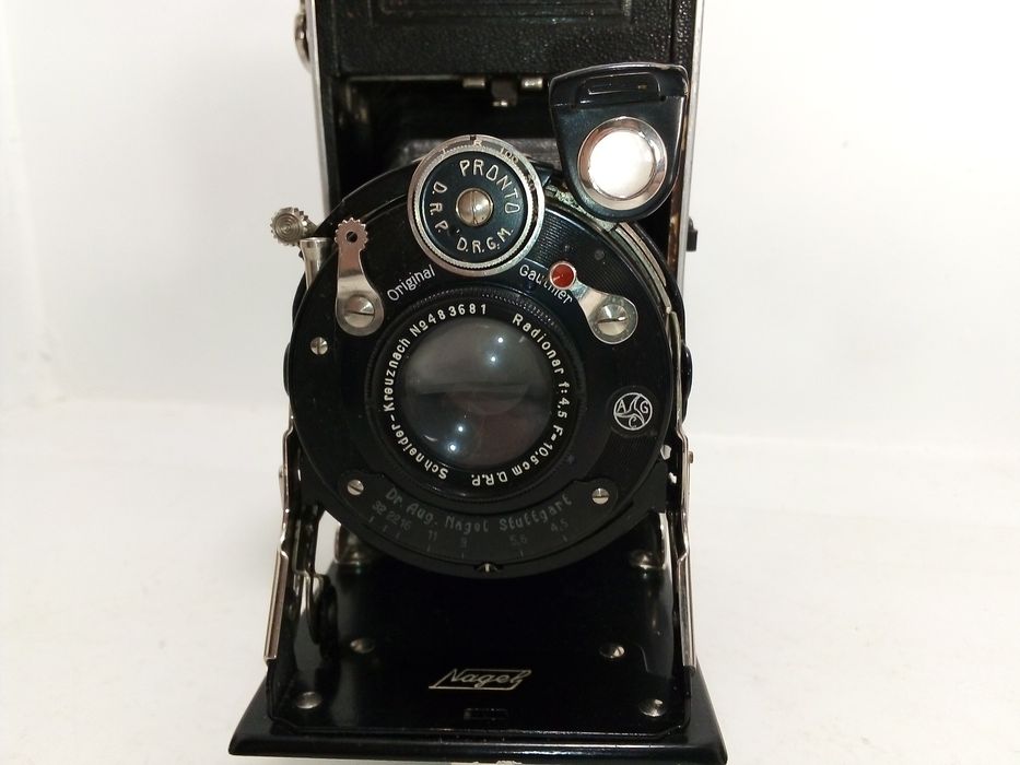 Лот от винтидж фотоапарати