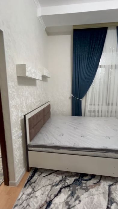 Ижорага 2/8/8 Вокзалда Саодат рестораны оркасида.