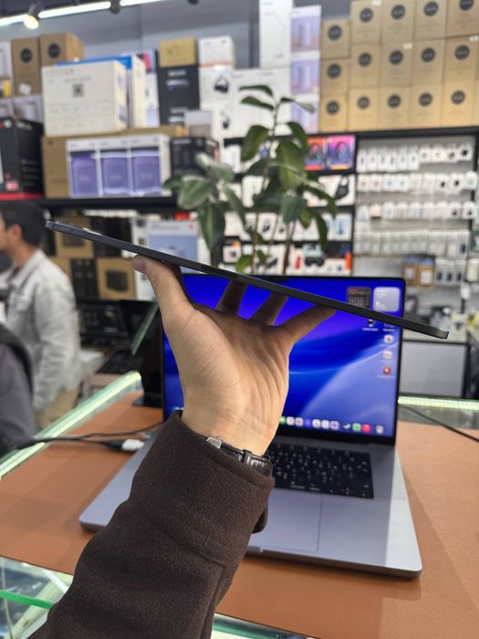 iPad Pro 13 " M4 512 Wifi Nasiyaga ham beriladi