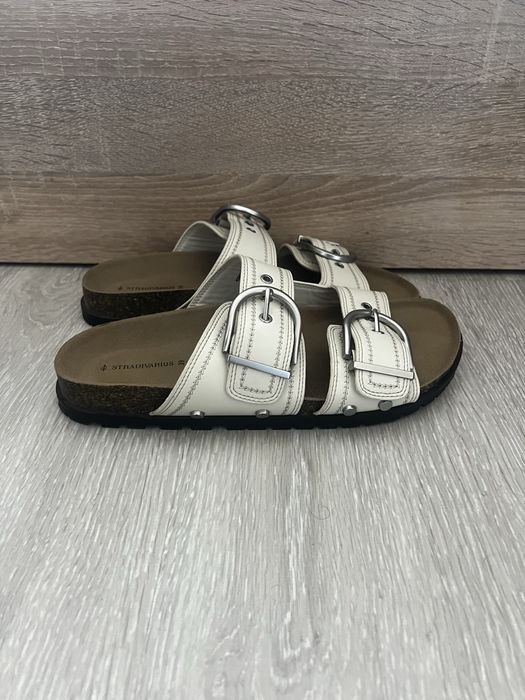 Масивни чехли Stradivarius с катарами