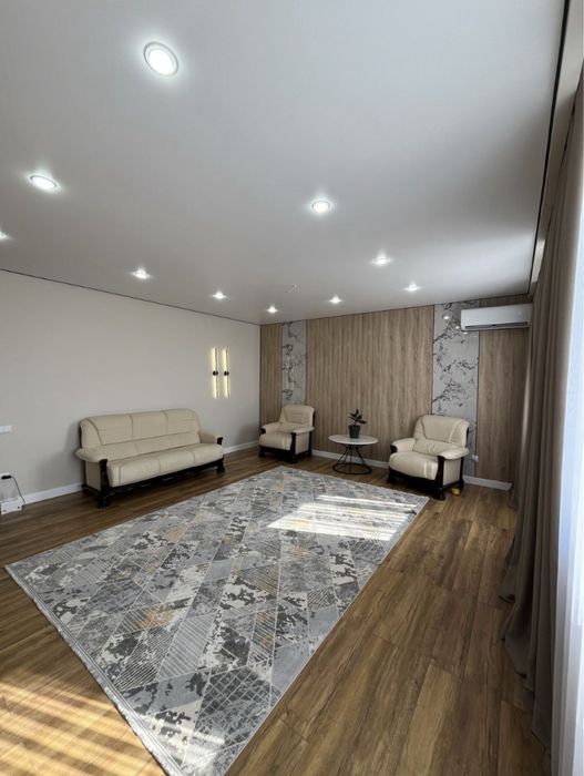 Сдам 1ком кв левый берег Байтерек