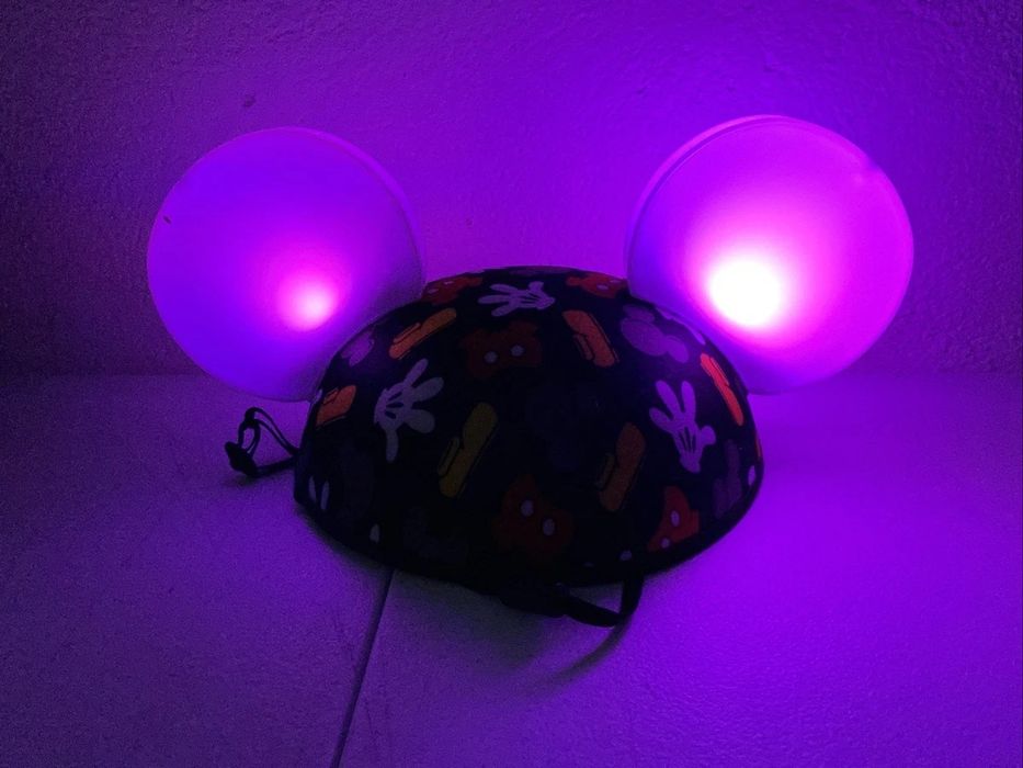 шляпа ночник Disney Mickey Mouse.  Со светящимися ушками