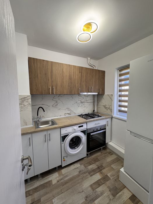 Garsonieră de închiriat – complet renovată, totul nou