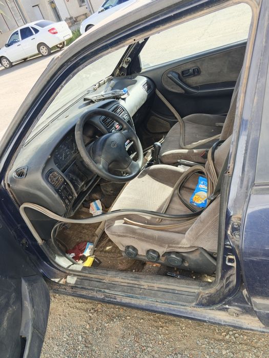 Автомобиль по запчастям