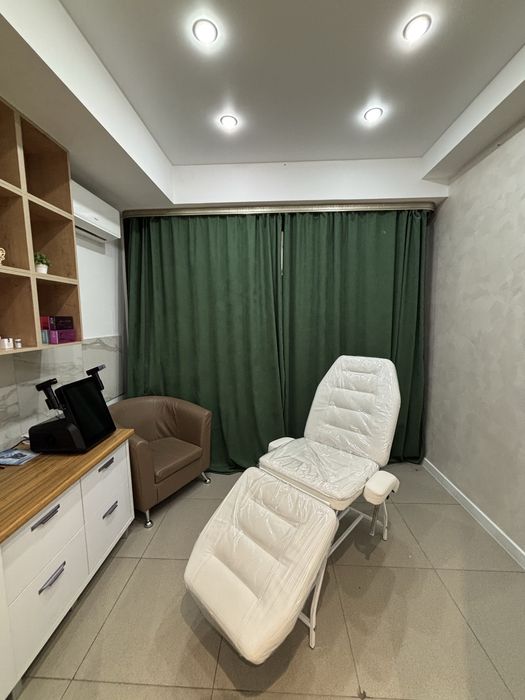 Сдам в соаренду кабинет