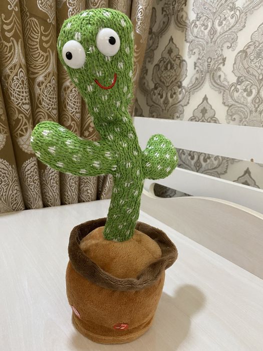 Говорящий играющий музыкальный кактус