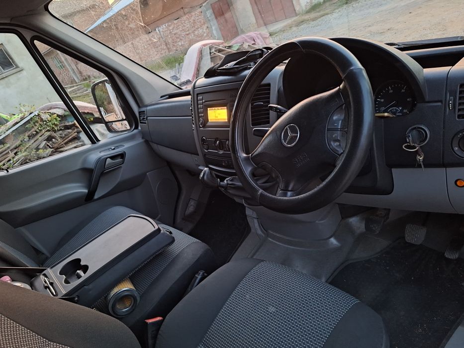 Мерцедес бенц 313 цената е в лева