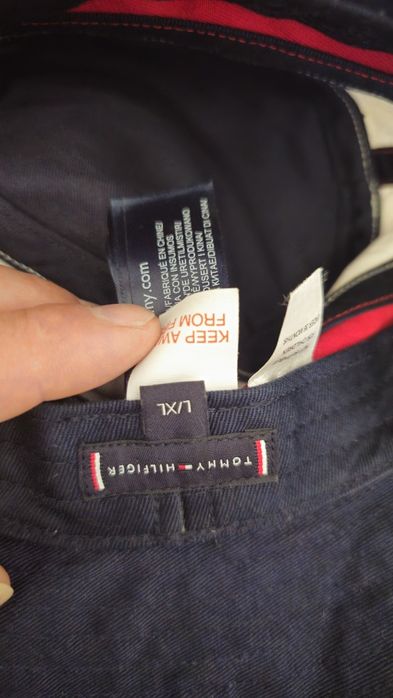 Pălărie tommy hilfiger marimea  L/XL