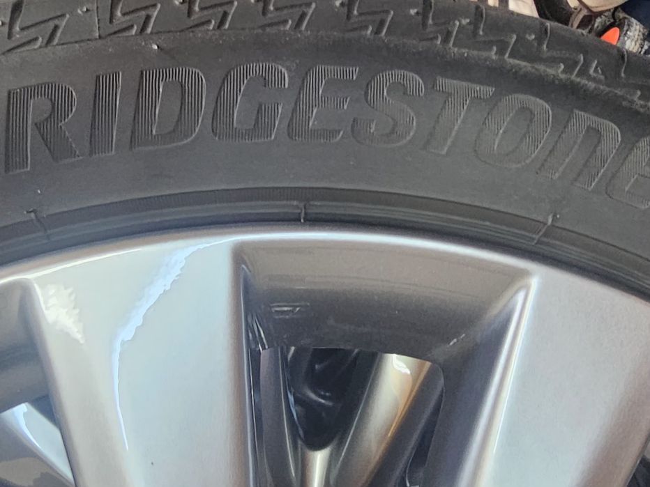 Cauciucuri 215 45 18  Bridgestone