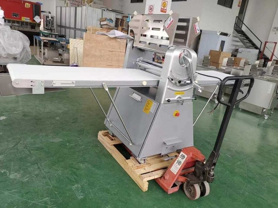 Тесто раскатка | hamir yoyuvchi apparat | aparat | stanok | для тесто