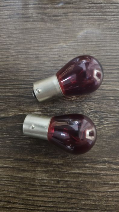 Крушка за стоп червена PR21W