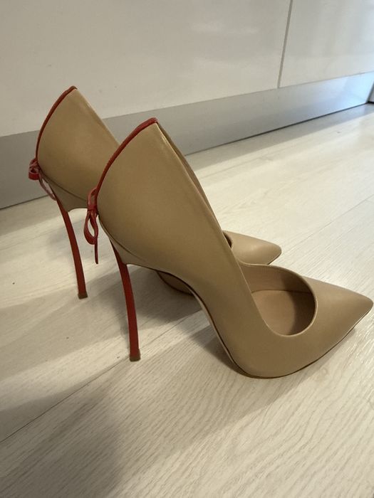 Оригинални обувки  Casadei