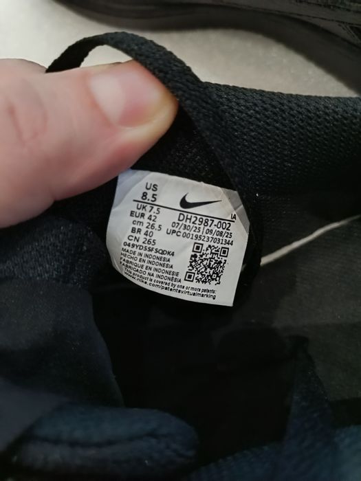 Маратонки Nike почти нови