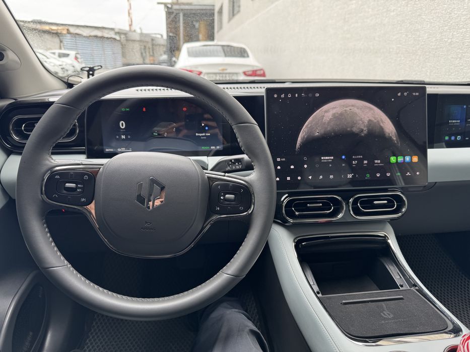 leapmotor c01 525 qora rang