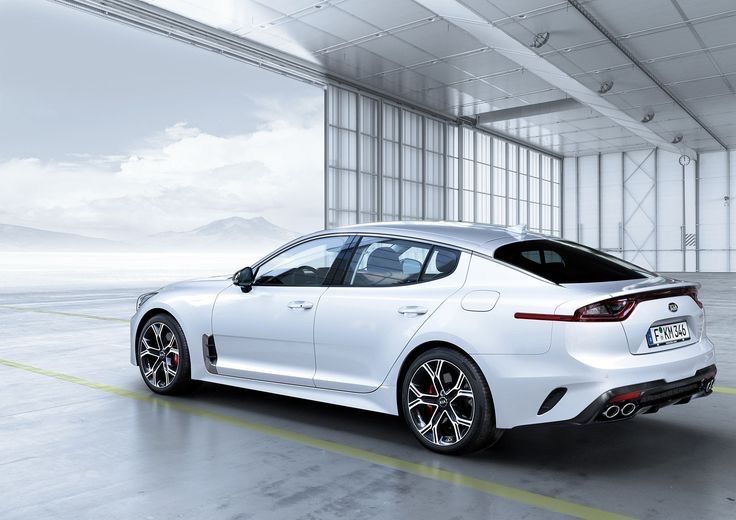 Киа Стингър GT Line Kia Stinger GT Line 2.0 бензин 2021година На части