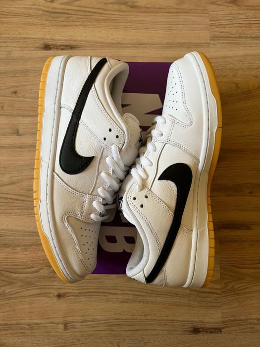 Nike SB Dunk Low