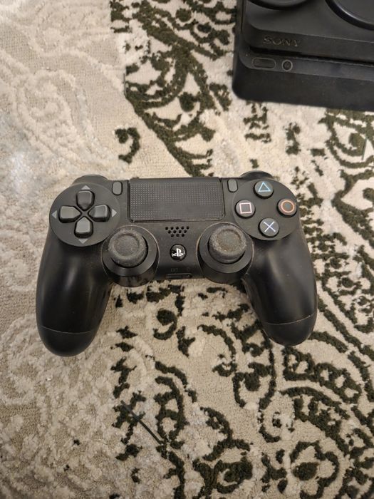 PlayStation4 Slim 1TB