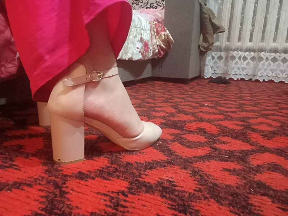 Отдам туфли даром