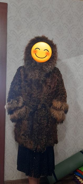 Шуба б/у каракуль  размер L маломерит