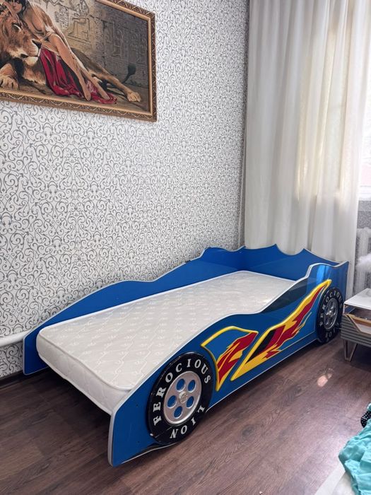 Продам кравать машинка