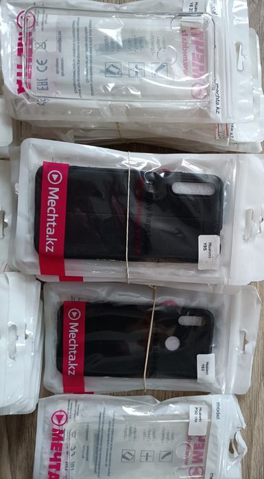 Чехлы на Huawei новые