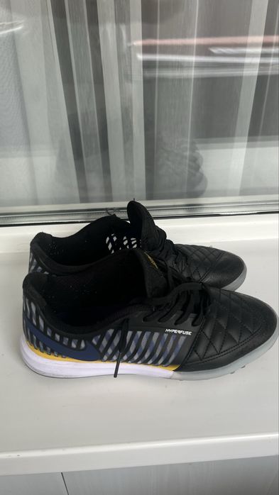 Продам сороки Nike Lunar Gato