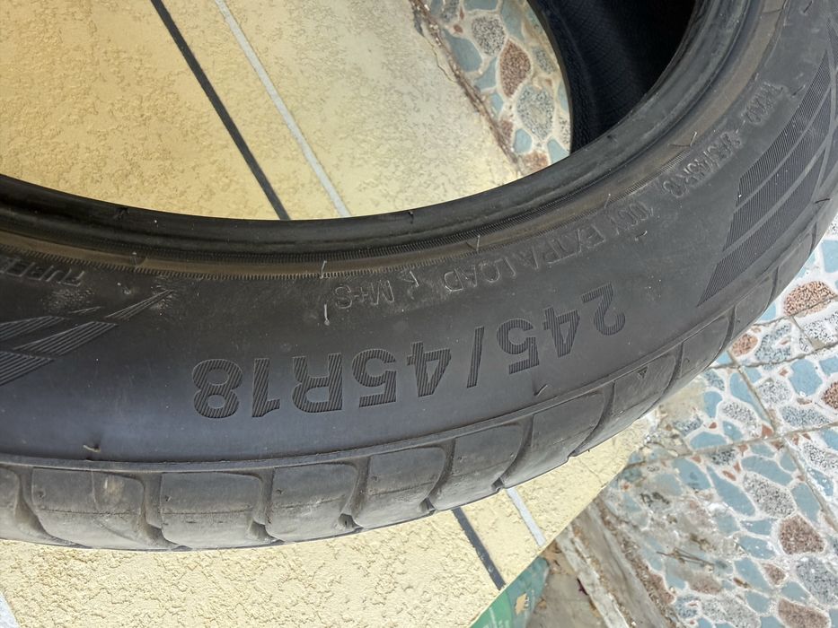 Шины на авто 245/45/18