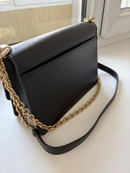 Продам сумку FURLA