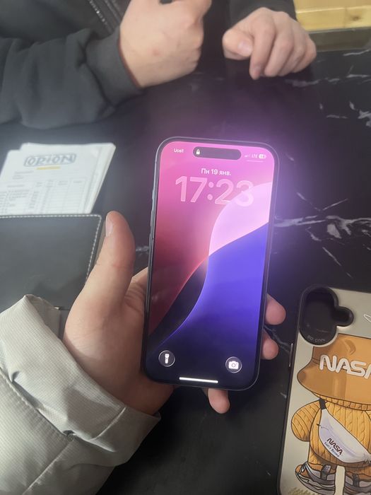 Айфон 16 на 128 гб