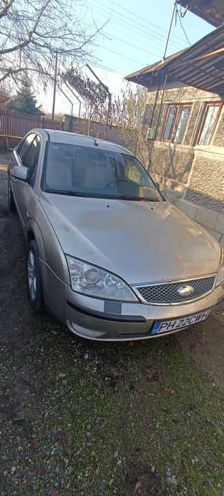 Vand ford mondeo 1.8 benzina