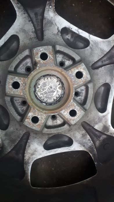 Продам диски с резиной Bridgestone!!!