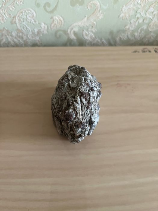 Продам коллекционный минерал