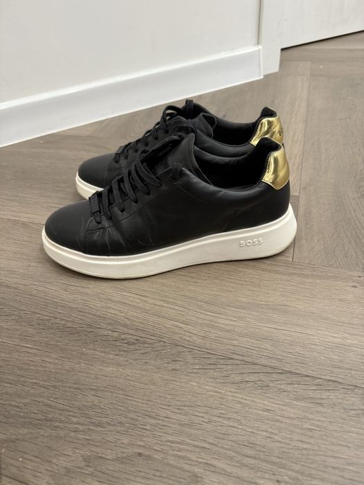 мъжки обувки Boss