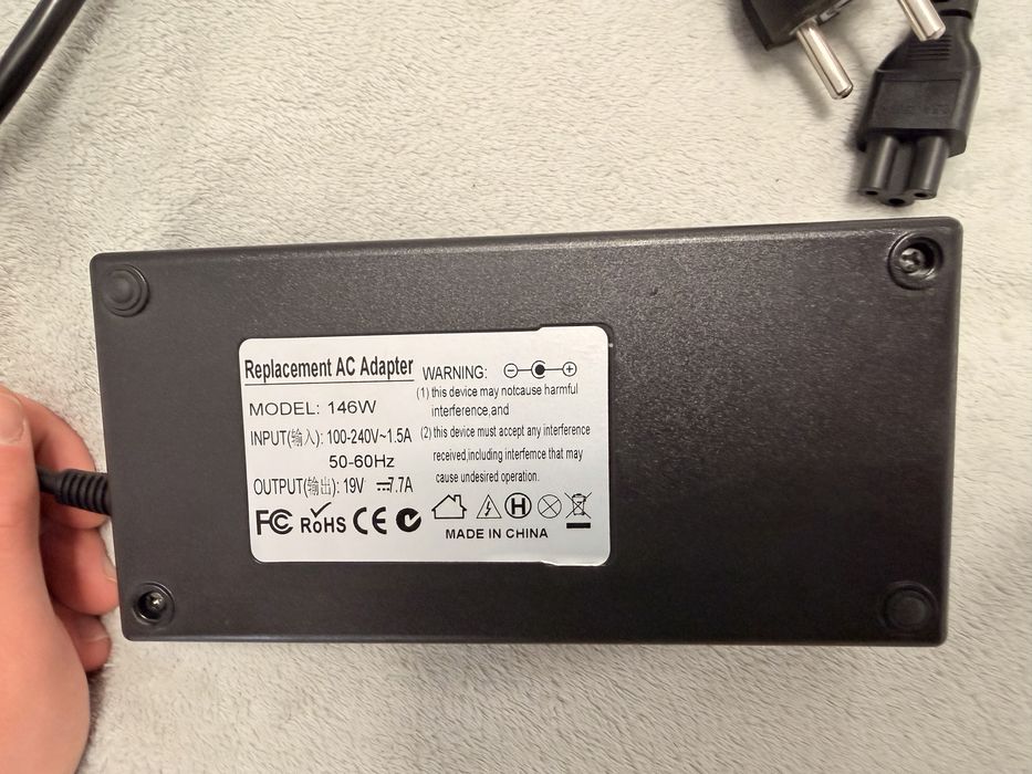 Încărcător laptop ASUS 19V 7.7A 146W