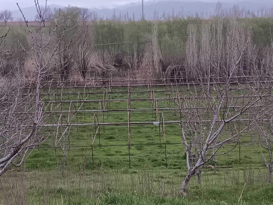 Участка сотилади