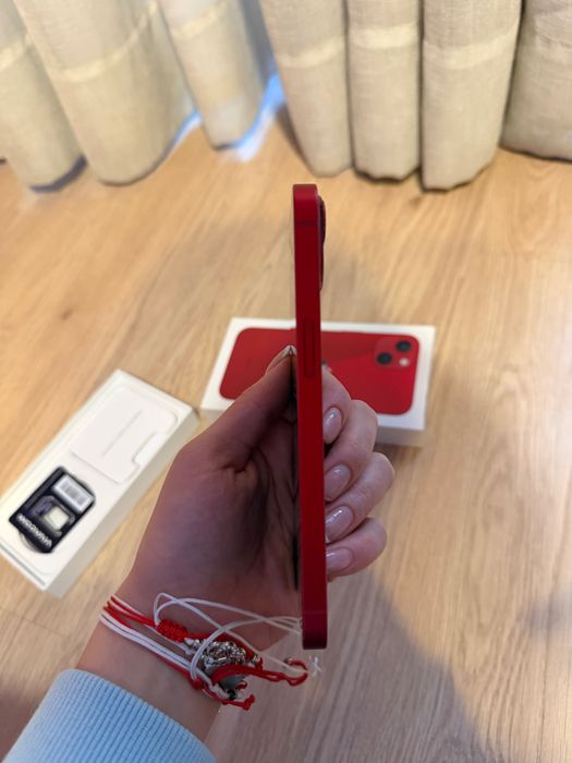 iPhone 13 с живот на батерия 100%