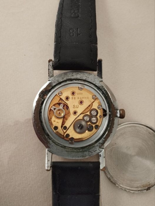 Продаю советский часы и ремешки все позолоченные