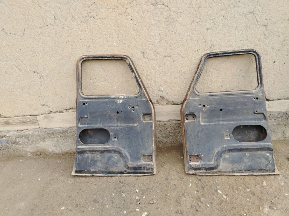 Gaz 52, 53  kril va eshiklar sotiladi