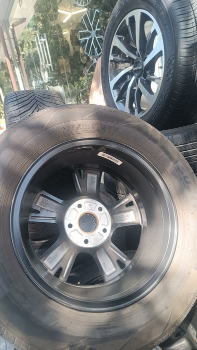 BYD yuan up hybrid diska balon