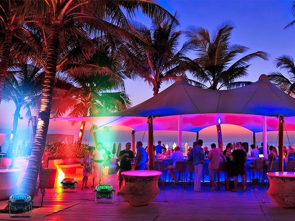 Про RGB LED PAR сценичен прожектор 72W, DMX, монтажни скоби, дистанцио