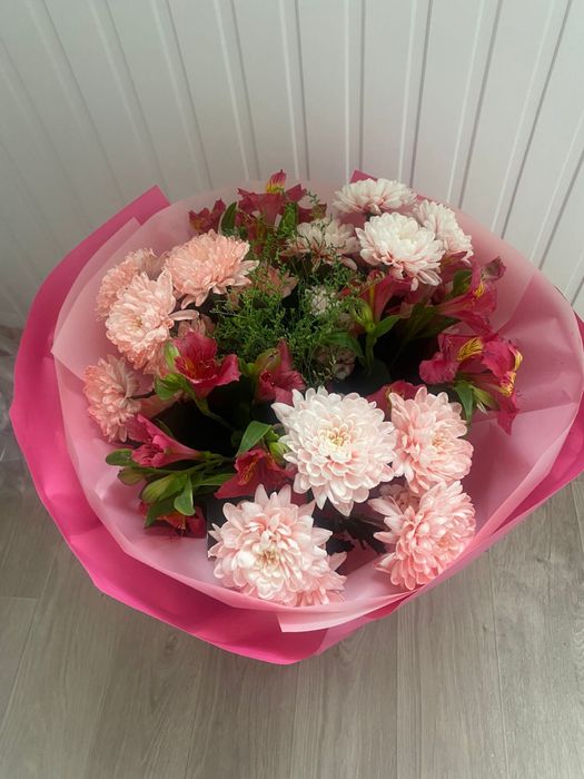 букет цветов свежие