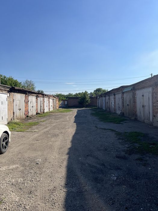 Продам 3 гаража