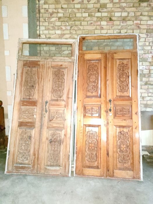 Eshik romlar sotiladi