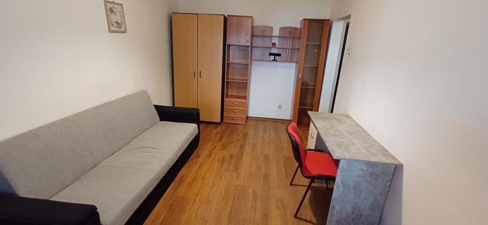PF închiriez în Zorilor garsonieră