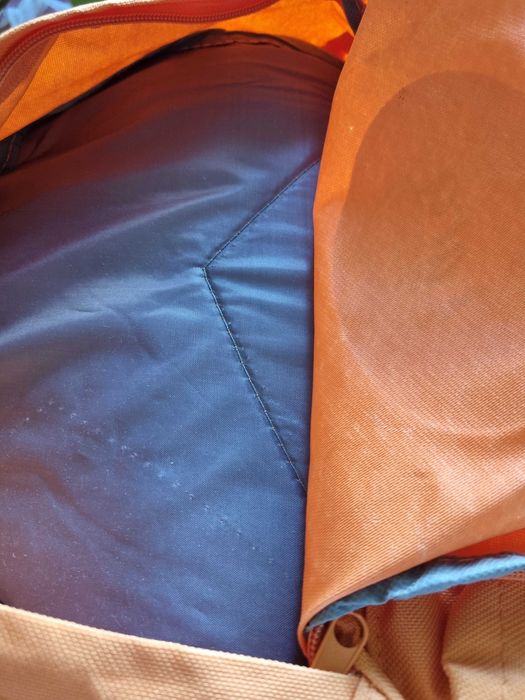 Спортна оранжева раница