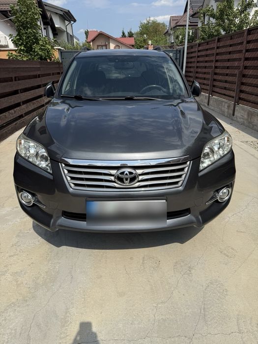 Toyota RAV4 2.2 D-4D 4x4 • 150 CP • 2012