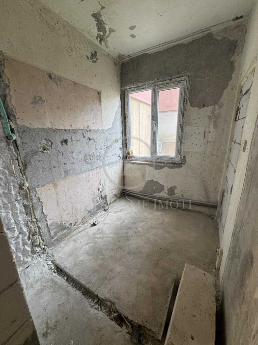 Реф. 3468 Едностаен преустроен в Двустаен Тракия ТЦ Аримаг