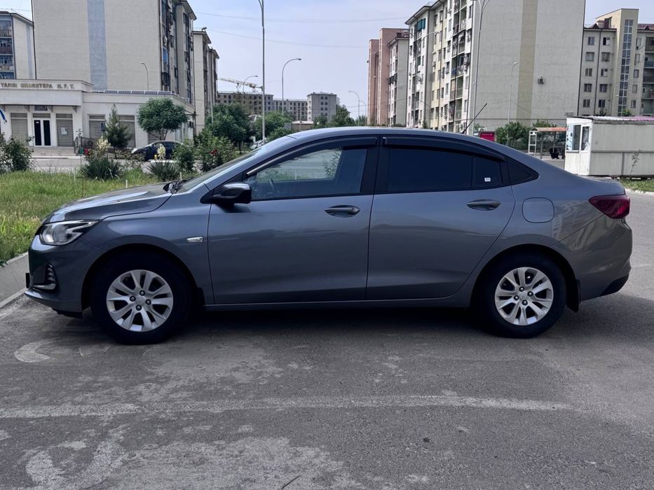 Onix LT MT 3-pozitciya 2024
